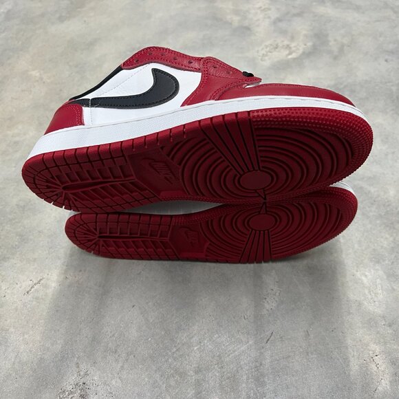 Nike Air Jordan 1 Retro Low OG Chicago 2025 GS Grade school HQ6999-600 - New - Picture 6 of 6